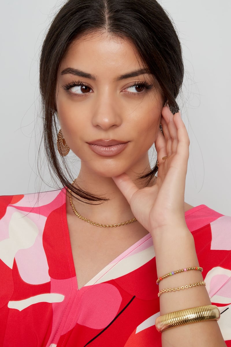 chain connected hearts