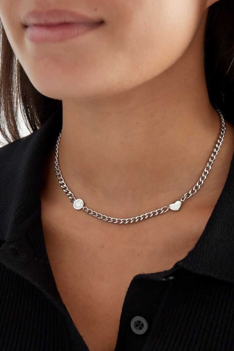 smile & heart chain necklace