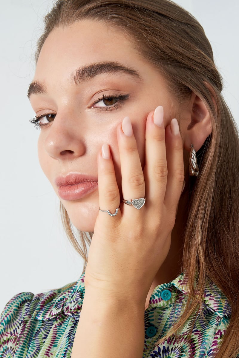 ring moon with stones