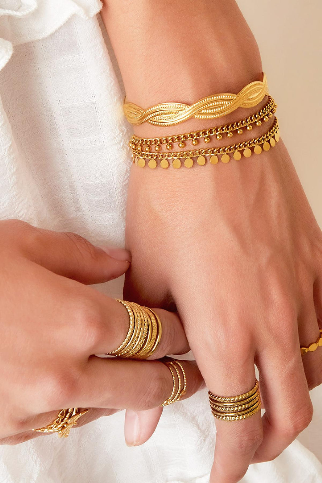 Stainless Steel bracelet circles